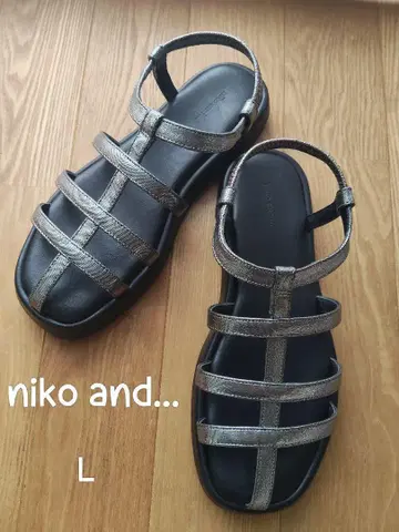 niko and - 오리지널 슬림 벨트 샌들 L 실버
