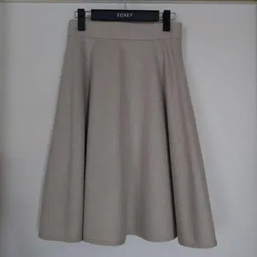 FOXEY 38 스커트