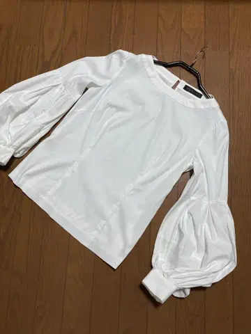 다마 컬렉션 블라우스
