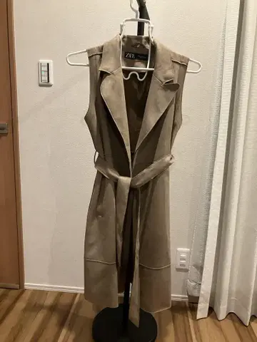 ZARA 베이지 롱 베스트 M 사이즈