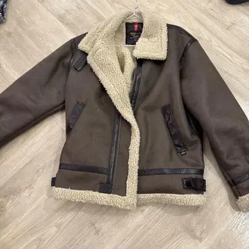 ALPHA INDUSTRIES 보아 자켓 L 사이즈