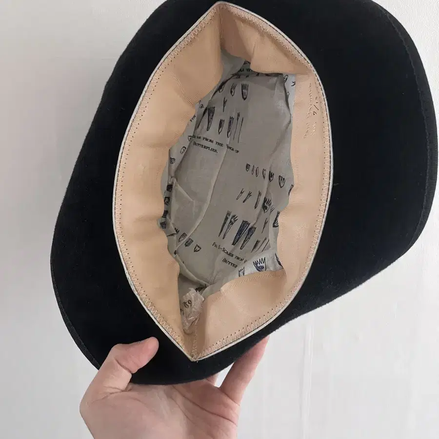 Paul Harnden pork pie hat on Bunjang Global Site.