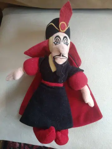 알라딘 자파르 인형