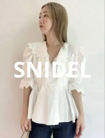 [새상품급] Snidel 오버 칼라 자수 블라우스 레이스 셔츠