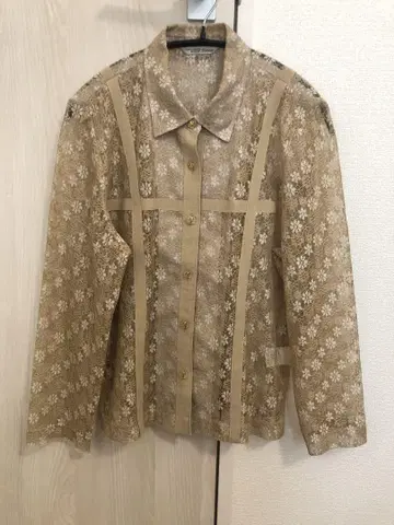 Vintage lace shirt kiaris hooked
