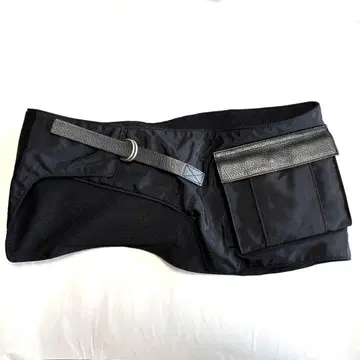 히로코 코시노 블랙 나일론 레더 보디백