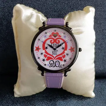 ANNA SUI 컬러풀 하트 디자인 시계