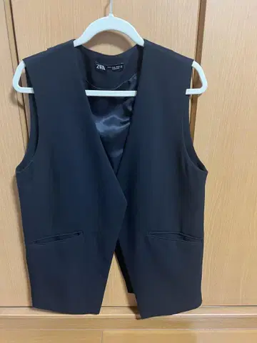 ZARA 백 슬릿 지레