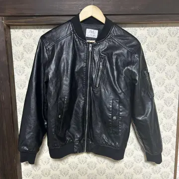 ZARA 가죽 자켓