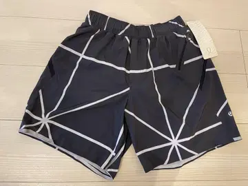 [택 포함 미사용 새상품] lululemon 숏팬츠