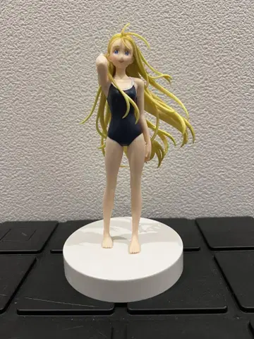 썸머타임 렌더 작은 배와 조류