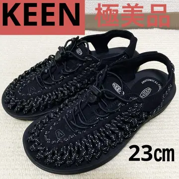 *컨디션 최상* 한정판 모델 KEEN 킨 유니크 샌들 블랙 라메 23cm