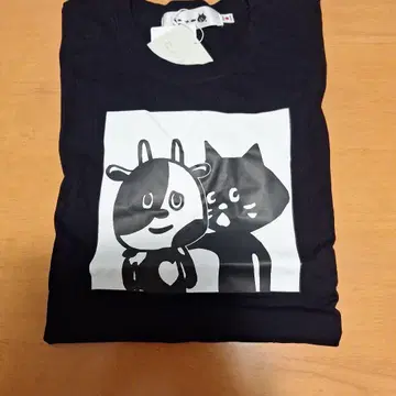 티셔츠 블랙