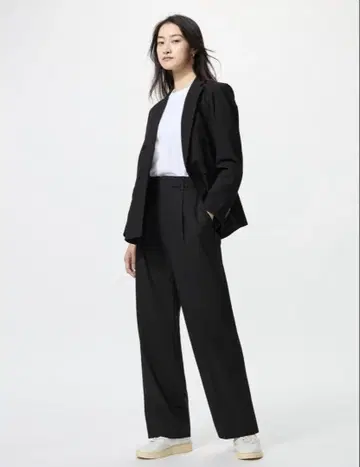 유니클로 턱 와이드 팬츠 S 긴 길이 블랙