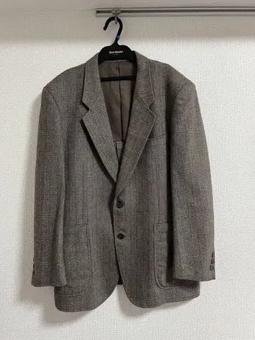 체크 무늬 테일러드 재킷