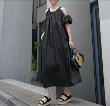 SH_KI 오프숄더 플레어 원피스 키다 아야코상 셀렉