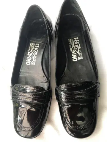 페라가모 블랙 로퍼 저굽