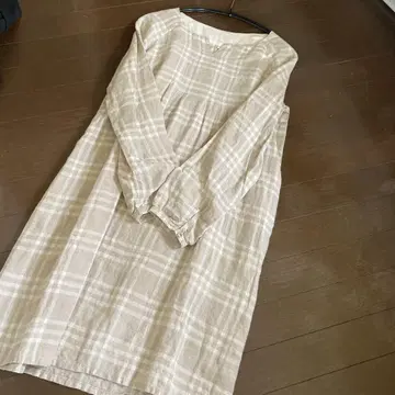 621/MUJI 베이지 체크 무늬 긴팔 원피스