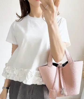 밑단 프릴 셔츠 화이트 티셔츠 M