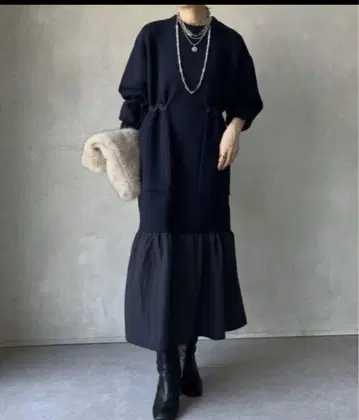 종이상자 소재 절개 원피스 DouDou