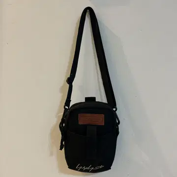 요지 야마모토 뉴에라 숄더백