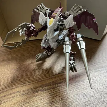TOMY 조이드 망상 전쟁기 세인트 게일 조립 완료