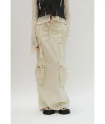 Knuth Marf low rize cargo 스커트