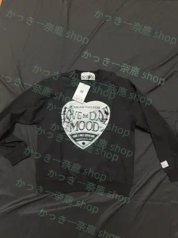 SATUR 하트 모양 프린트 블랙 L
