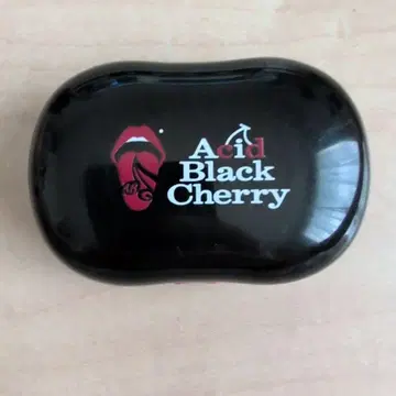 Acid Black Cherry 필 케이스
