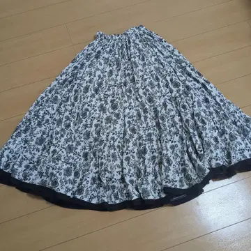 티어드 스커트