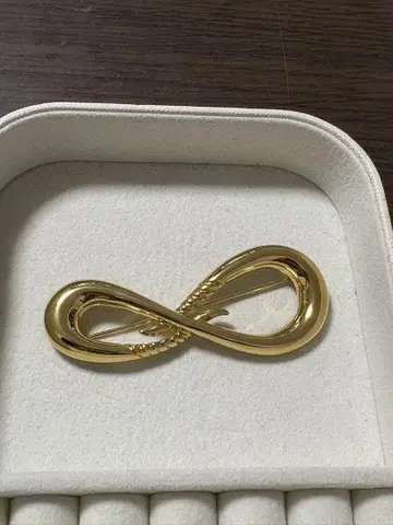 빈티지 모네 골드 브로치