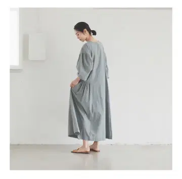 사계절 내내 입고 싶어지는 사이드 개더 2WAY 원피스 M 사이즈