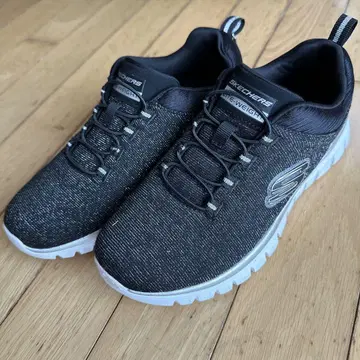 SKECHERS MEMORY FORM 23cm 블랙 라메 새상품급