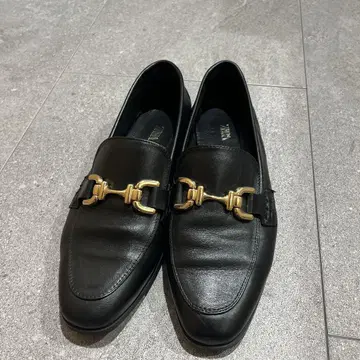 천연 가죽 비트 로퍼