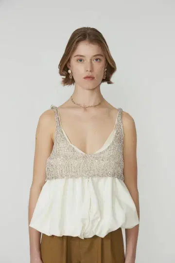 택 포함 새상품 Eaphi SPANGLE KNIT BUSTIER