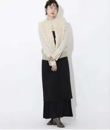 Re Fiina 커링 퍼 니트 베스트 베이지
