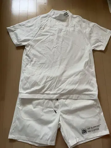노 커피 클럽하우스 콜라보 세트업