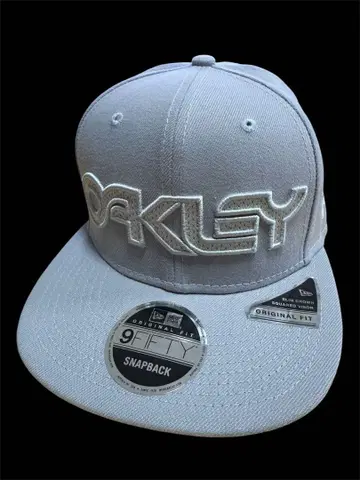 OAKLEY NEWERA 오클리 뉴에라 캡 그레이