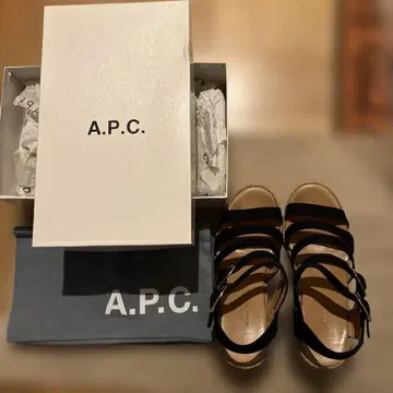 A.P.C 샌들 웨지 샌들 네이비