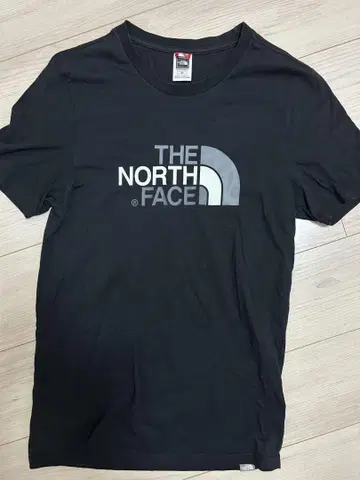 THE NORTH FACE 블랙 티셔츠 M