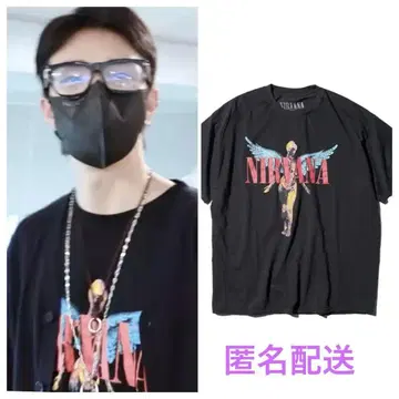 스트레이키즈  현진 착용 티셔츠