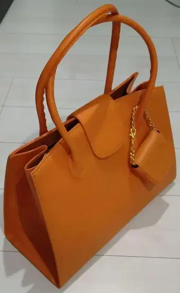 오렌지 토트백 (부속 파우치 포함)