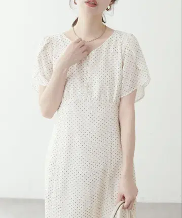 튤립 슬리브 원피스 natural couture 택 포함 미사용