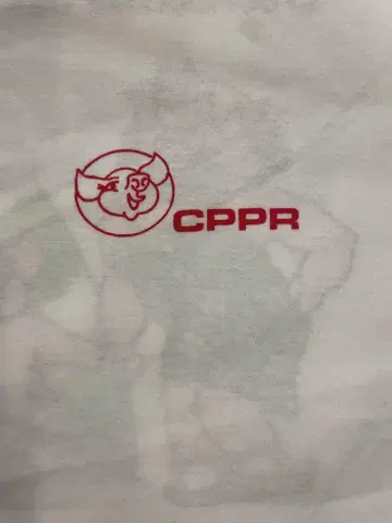 CPPR 글자 불명 앞뒤 프린트 티셔츠 (뒷면/돼지 가족)