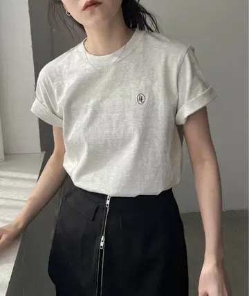 1 포인트 티셔츠 카프리슈레마쥬