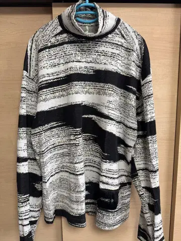 OAMC 스트라이프 패턴 하이넥 티셔츠 M