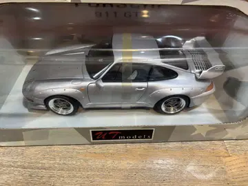Porsche 911 GT2 1/18 UT models