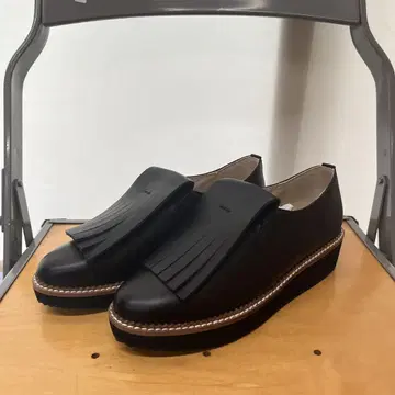 zucca 즈카  타셀 슈즈