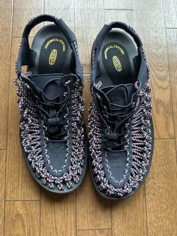 keen UNEEK 유니크 27cm 9인치 오슈만즈 별주 새상품급