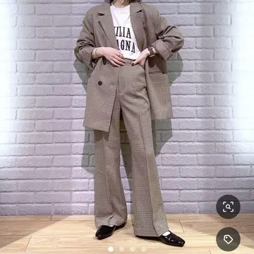 [새상품급] 로리즈팜 셋업 라나테크 더블 자켓 x 플레어 팬츠